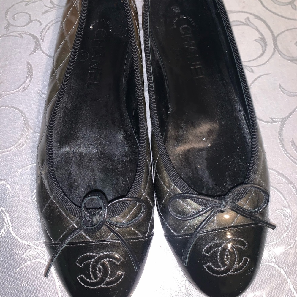 Authentic Ombré Quilted Chanel flats size 37.5